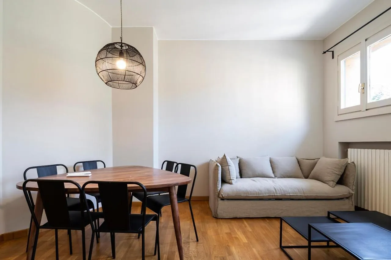 Residenza Cornaggia Apartment Milan