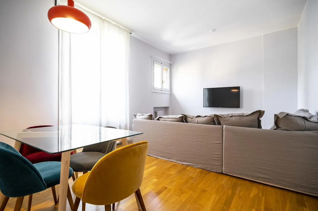 Residenza Cornaggia Apartment Milan Italy