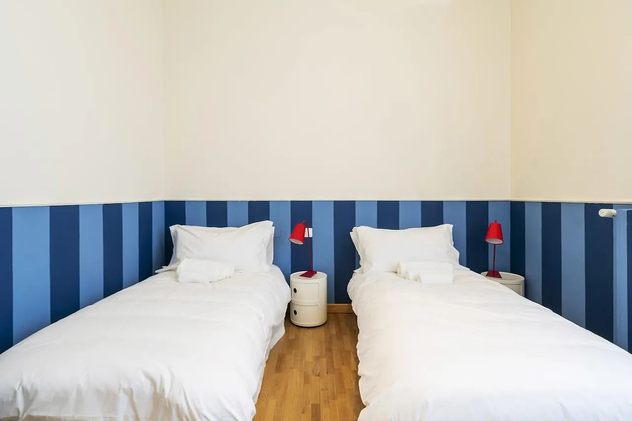 Residenza Cornaggia Apartment Milan 0*,